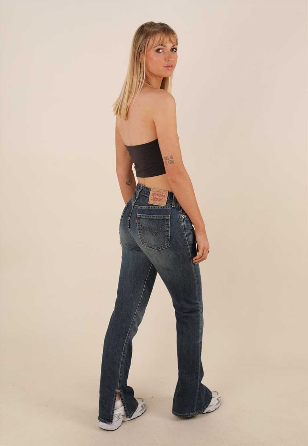 Vintage Y2K Levi's 547 low bootcut flared jeans r… - image 2
