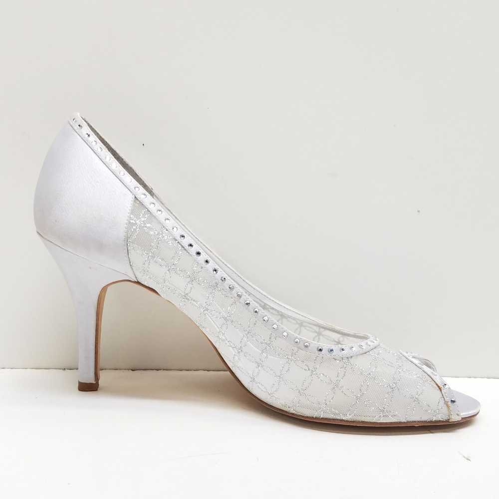 Nina Women's Fawn Silver Glittery Mesh Heel Size … - image 1