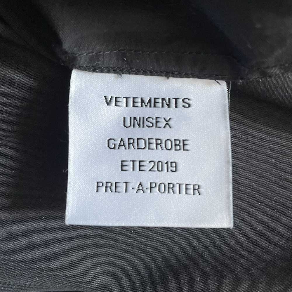 Vetements Vetements SS19 Gimp Hole Embroidered Sh… - image 5
