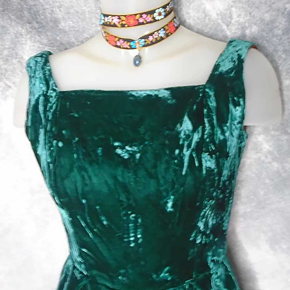 Festive Dark Green Crushed Velvet Dress - image 2