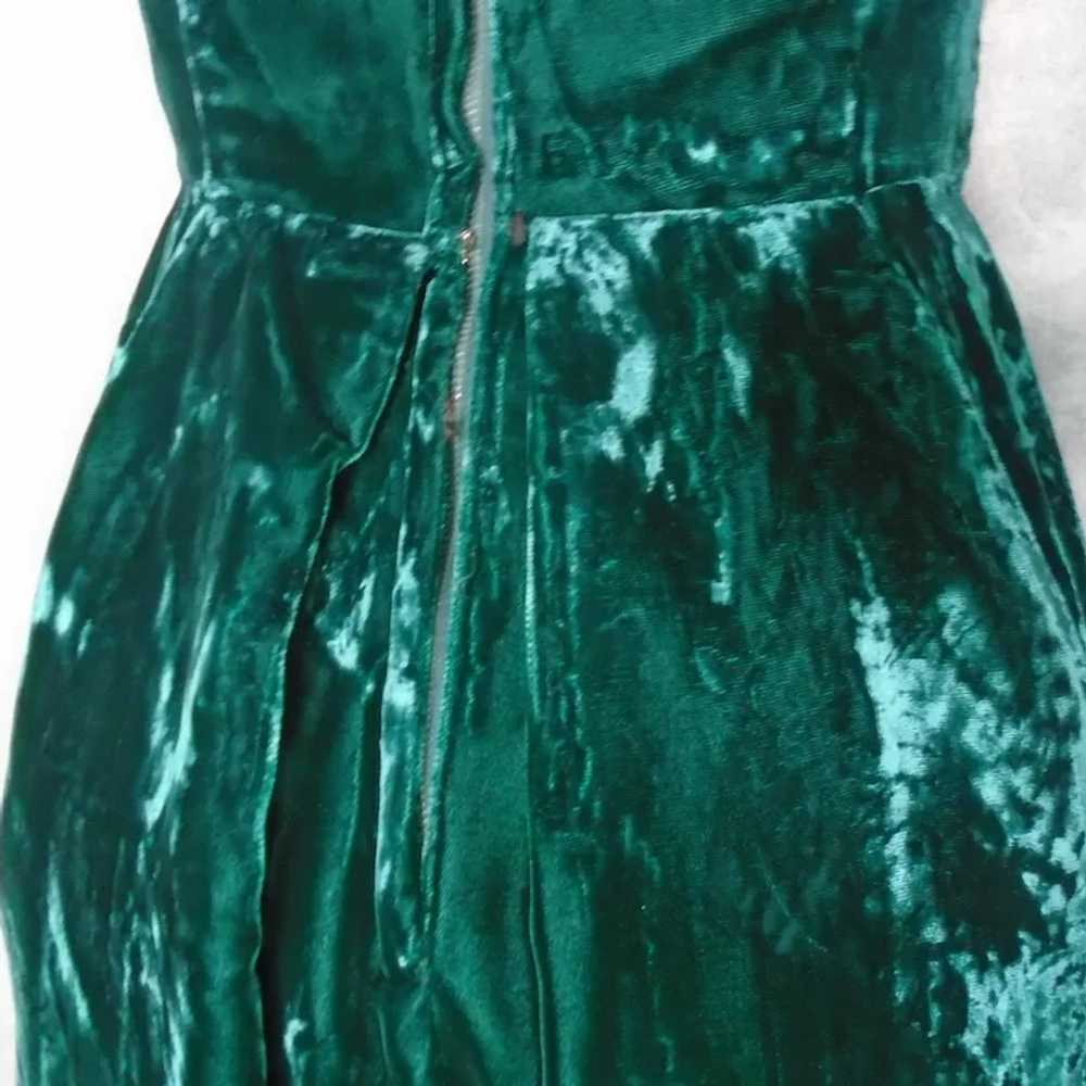 Festive Dark Green Crushed Velvet Dress - image 3