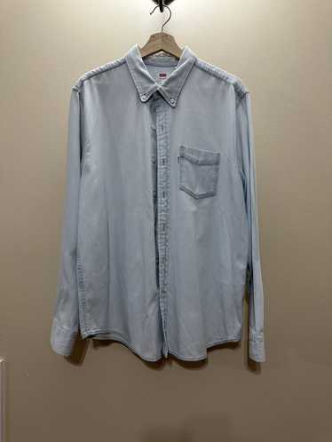 Levi's Lightwash Denim Longsleeve Button-up