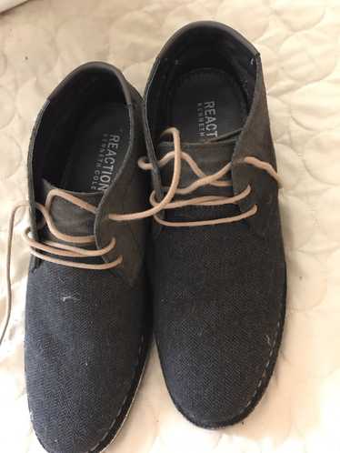 Kenneth Cole Brown Chukka Desert Boots