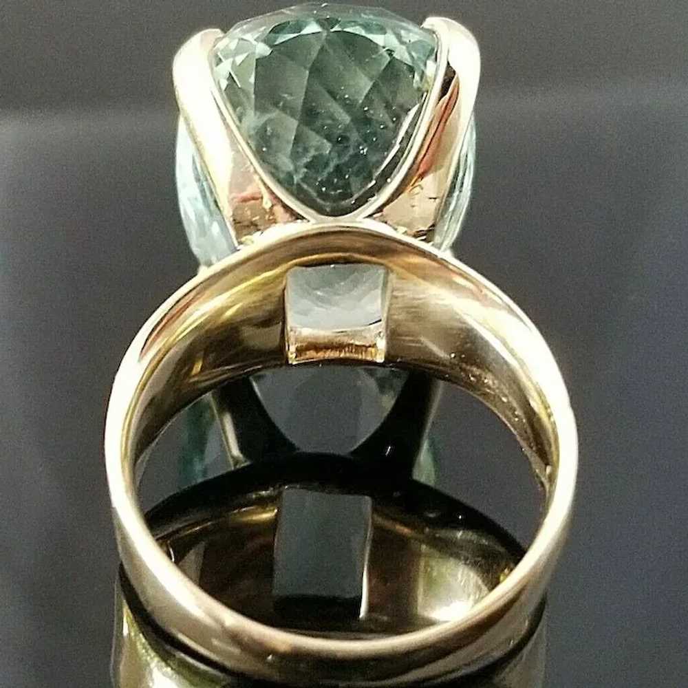 Aquamarine Ring in 18KT Yellow Gold ~  New Reduct… - image 6