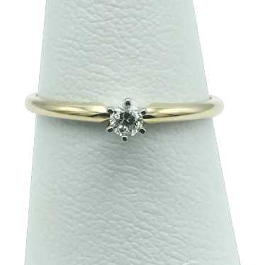 14KY .04ct Diamond Engagement Ring