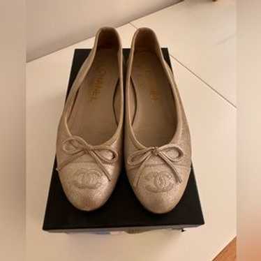 CHANEL バレリーナ 35 1/2 CHANEL シャネル バレエシューズ 35 1/2C G02819 ゴールドカラー