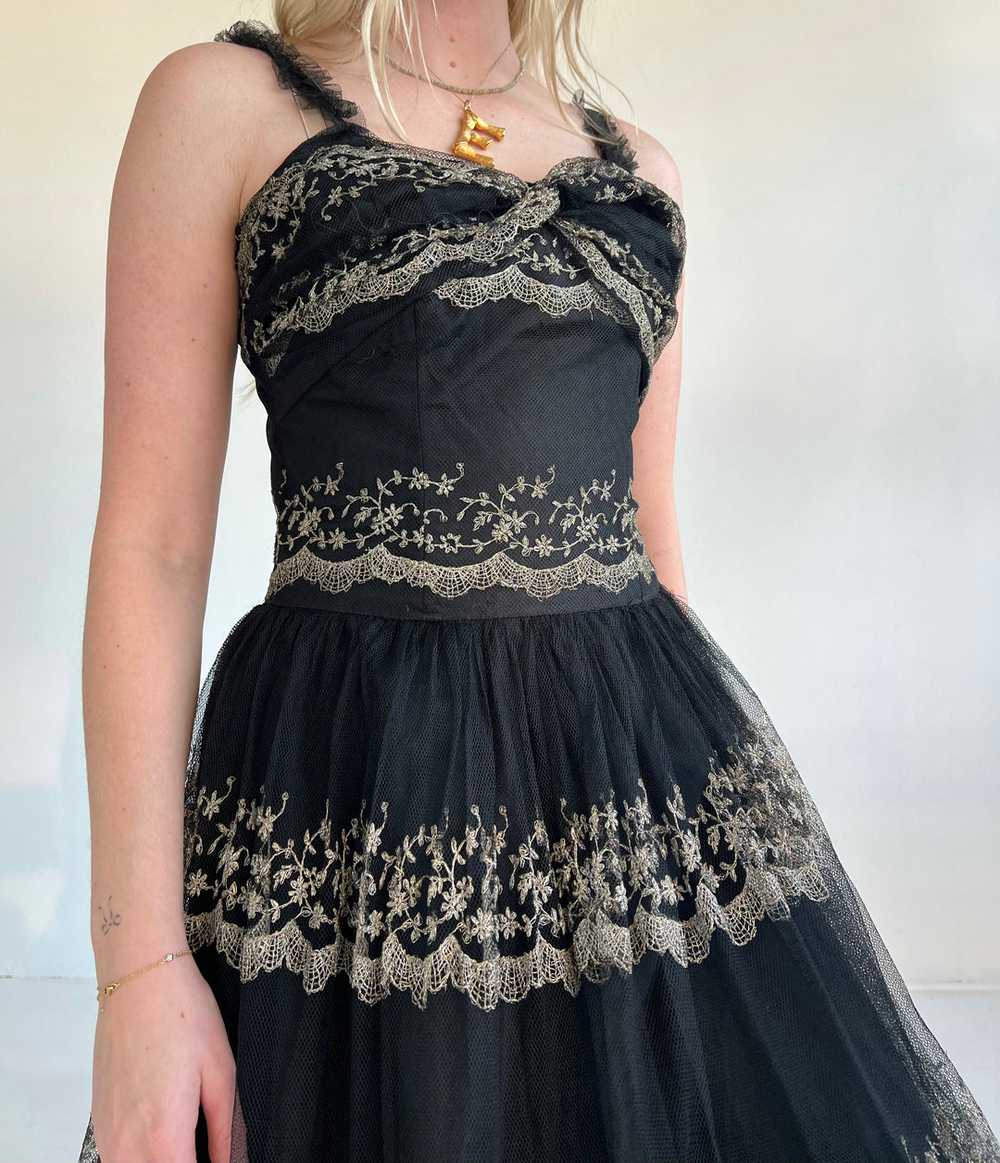 1950's Black Tulle Gown and Cream Embroidery - image 3