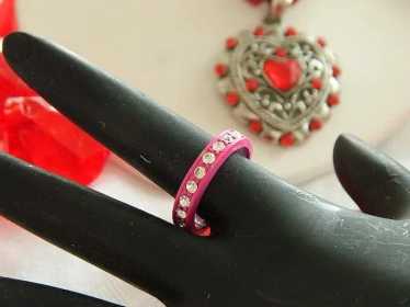 Popular Pink Enamel Rhinestone Ring ~ Sz 8 - image 1