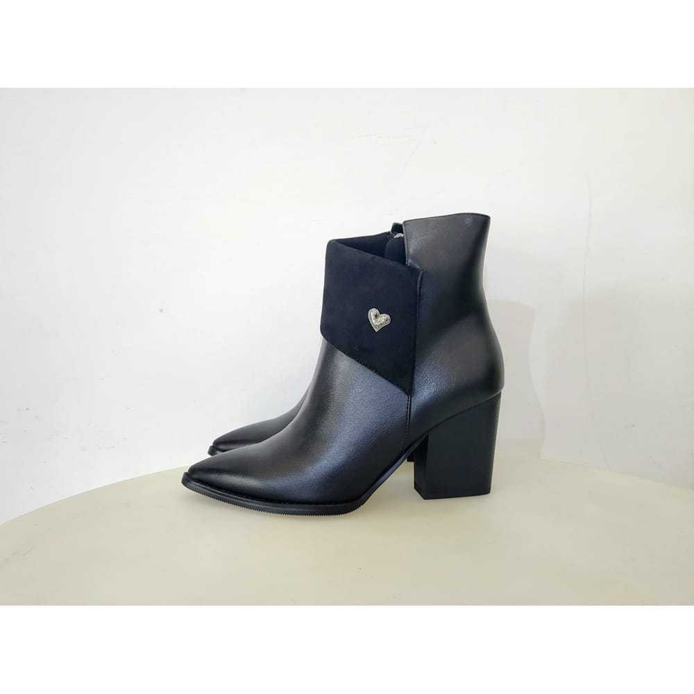 Braccialini Vegan leather western boots - image 6