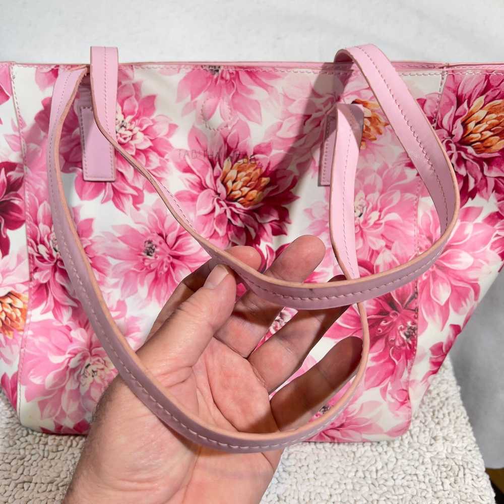 1 Tabitha Webb Pink Floral Vinyl Tote Bag Wristle… - image 4