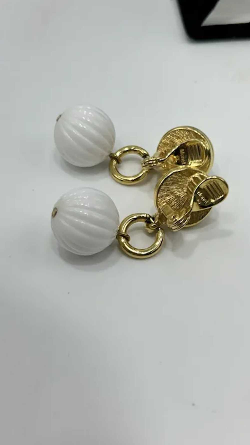 Vintage Signed MONET Clip On Earrings Melon Shape… - image 5