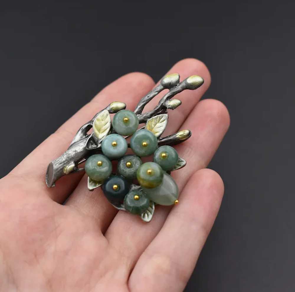 Green agate berries brooch silver tone, stone lea… - image 3