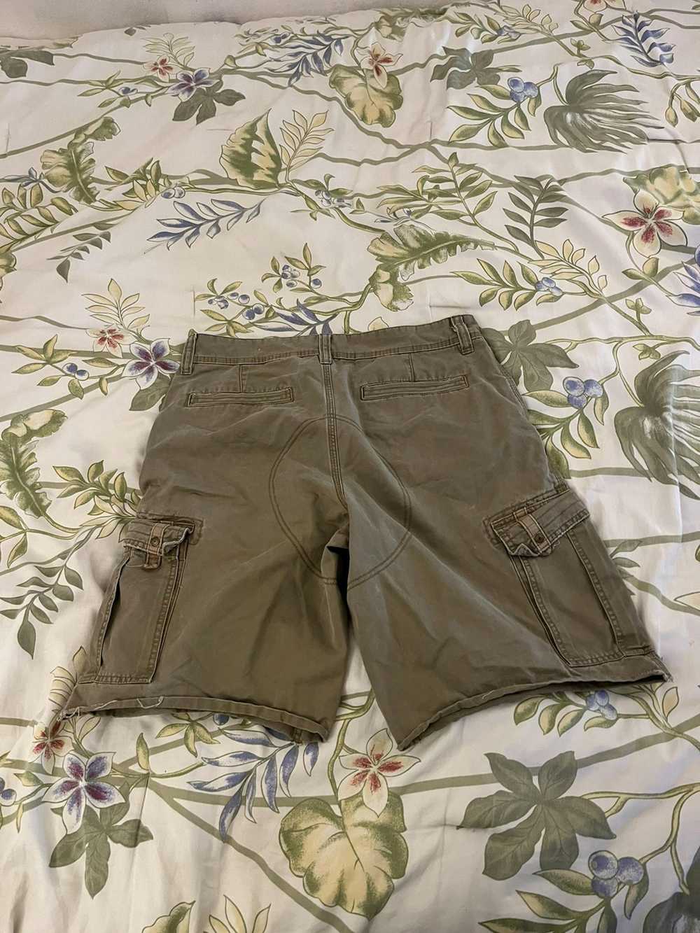 Old Navy × Vintage Vintage Old Navy Cargo Shorts - image 2