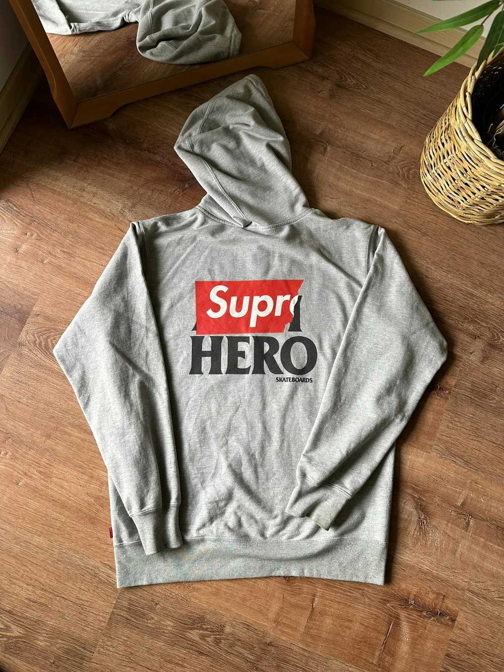 Antihero × Streetwear × Supreme Anti Hero x Supre… - image 2
