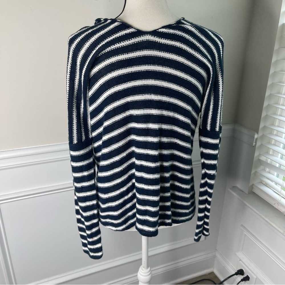 Vince Vince striped linen blue V neck sweater siz… - image 4