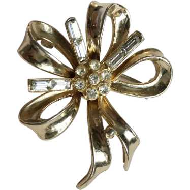 Vintage crystal bow knot brooch, rhinestone lapel 