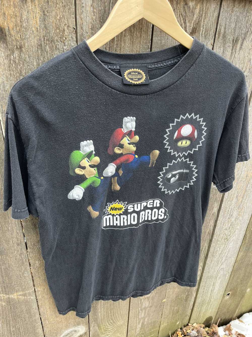Nintendo 2010 Super Mario Bros Tee Shirt - image 2