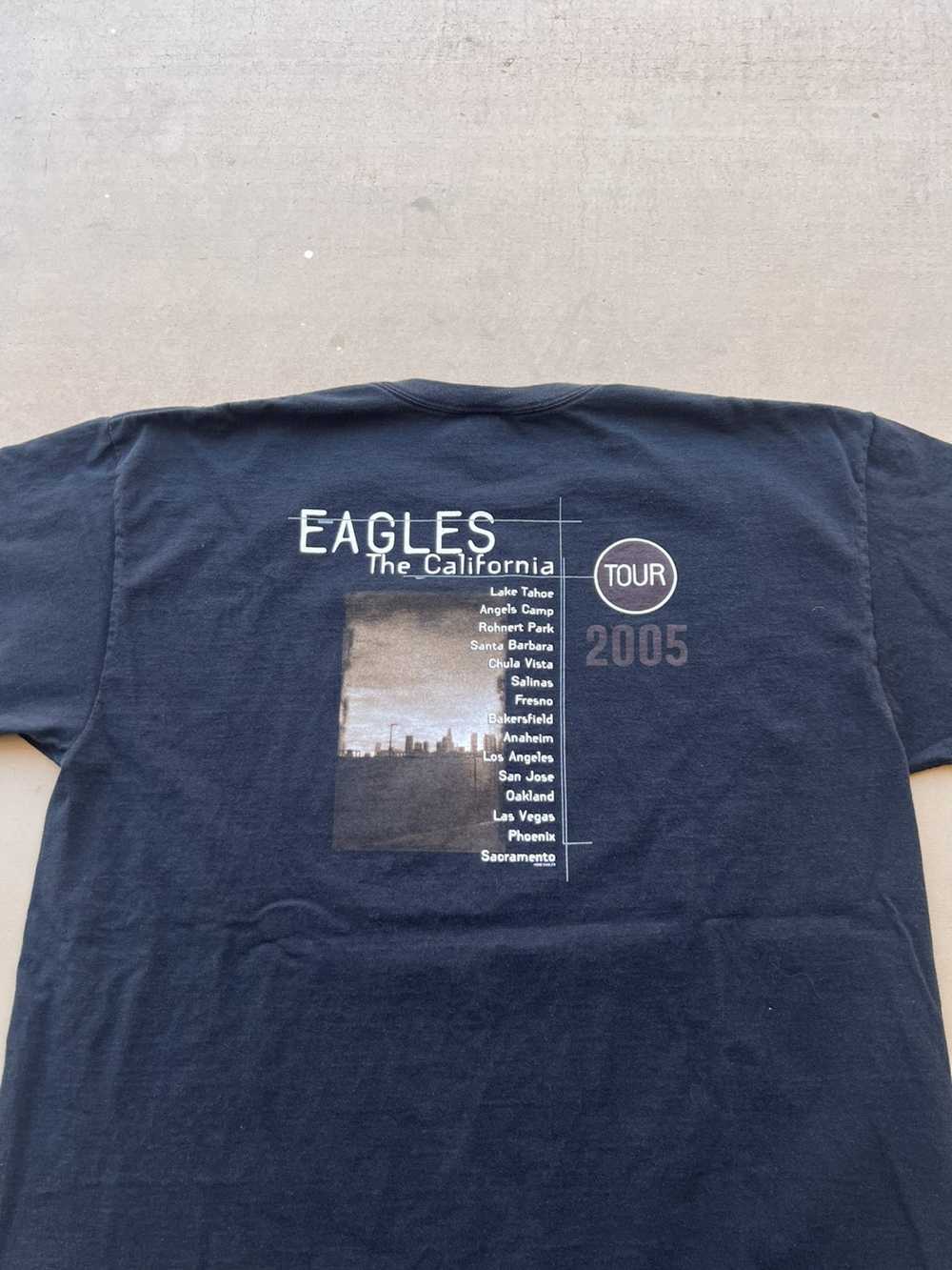 Hype × Streetwear × Vintage Vintage 2005 Eagles T… - image 4