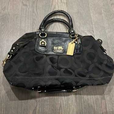 バッグ COACH handbag leather BLACK GOLD Coach Handbag: Classic Frame Bag