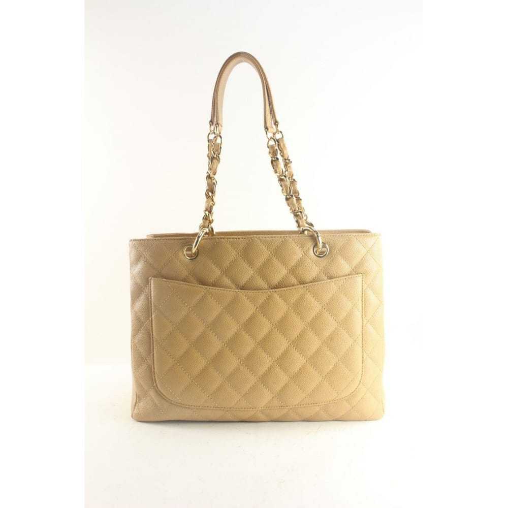 Chanel Leather tote - image 7