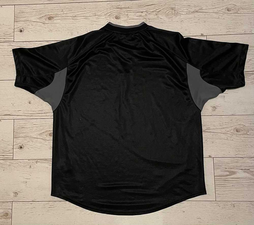 Nike Nike Vintage T-Shirt size L Centre Logo - image 4