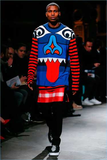 Givenchy totem sweater