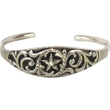 STAR Topped Vintage Sterling Silver Cuff Bracelet - image 1