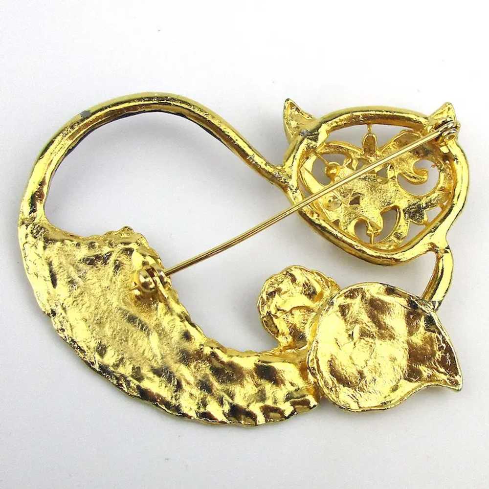 Enamel on Gilt Cool Cat Pin w/ Feather Tail Pearl… - image 3