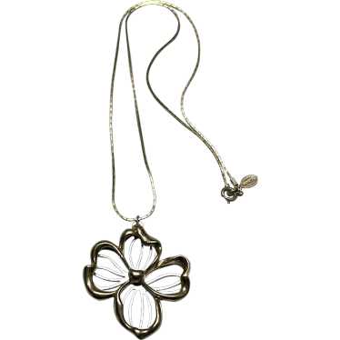 Vintage Avon Flower Necklace