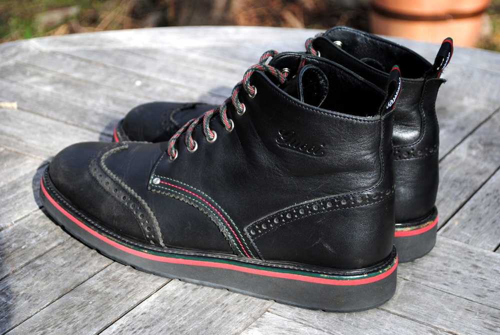 Gucci Black Wingtip Brogue Boots - image 4