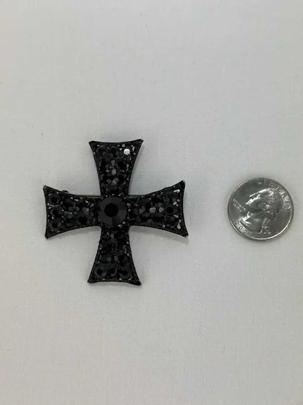 Weiss Vintage Maltese Cross Brooch - image 9