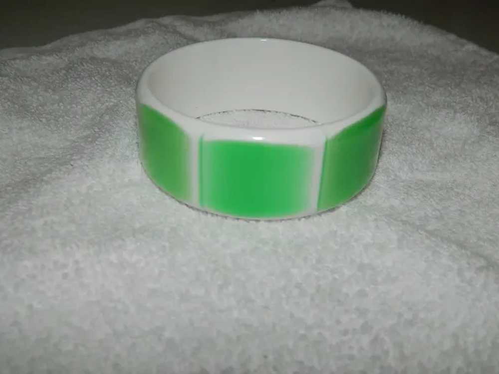 Funky Chunky 1960's Laminated Lucite White Green … - image 4