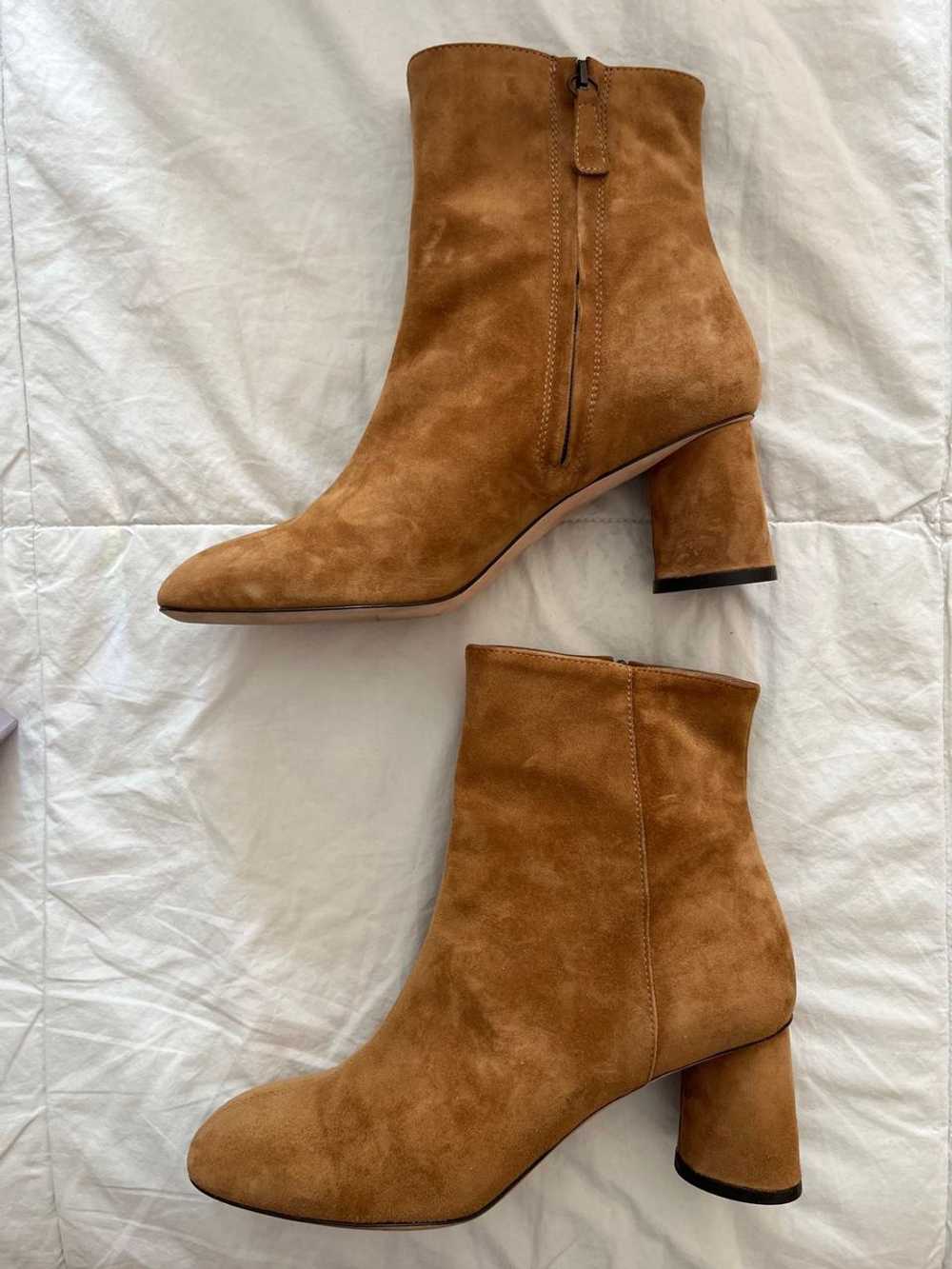 KK Dodds Shoes Suede Byrdie Boots (37) | Used,… - image 4