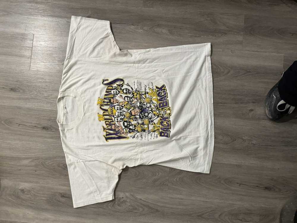 L.A. Lakers × Vintage Back to back champions tee - image 1