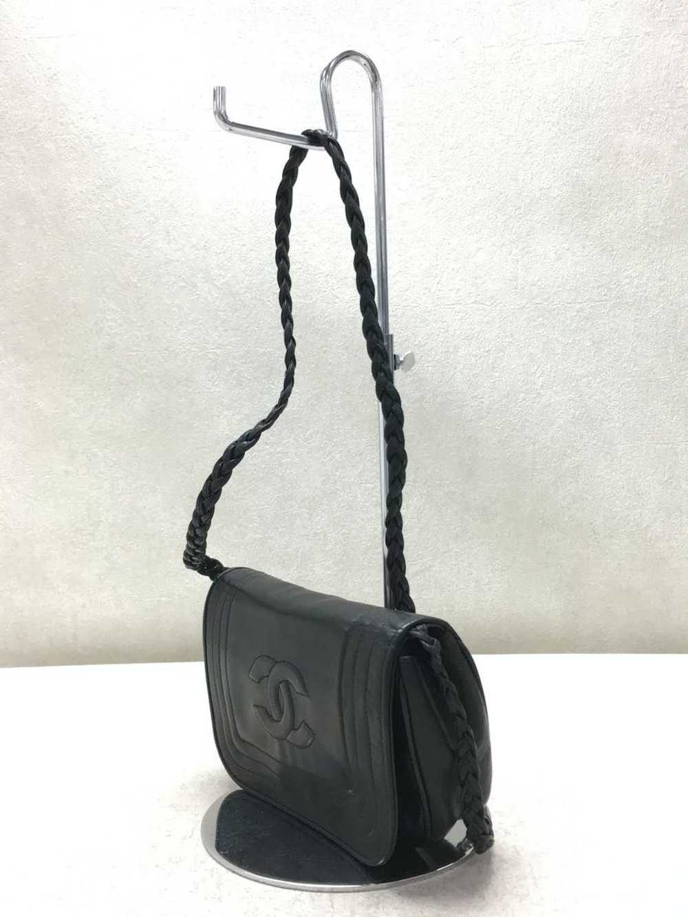Chanel Chanel Leather Shoulder Bag - image 2