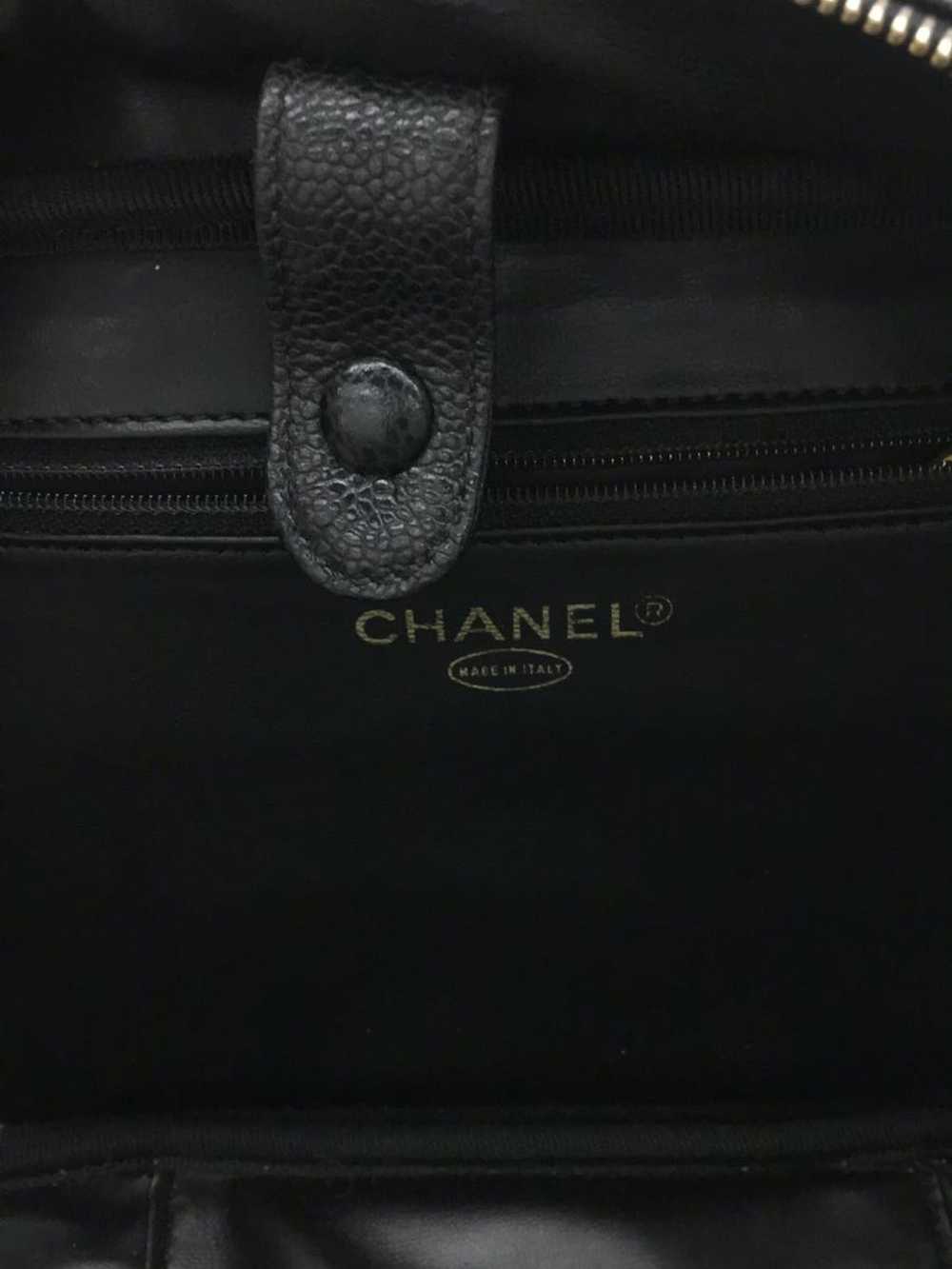 Chanel Chanel Leather Caviar Skin Handbag - image 3