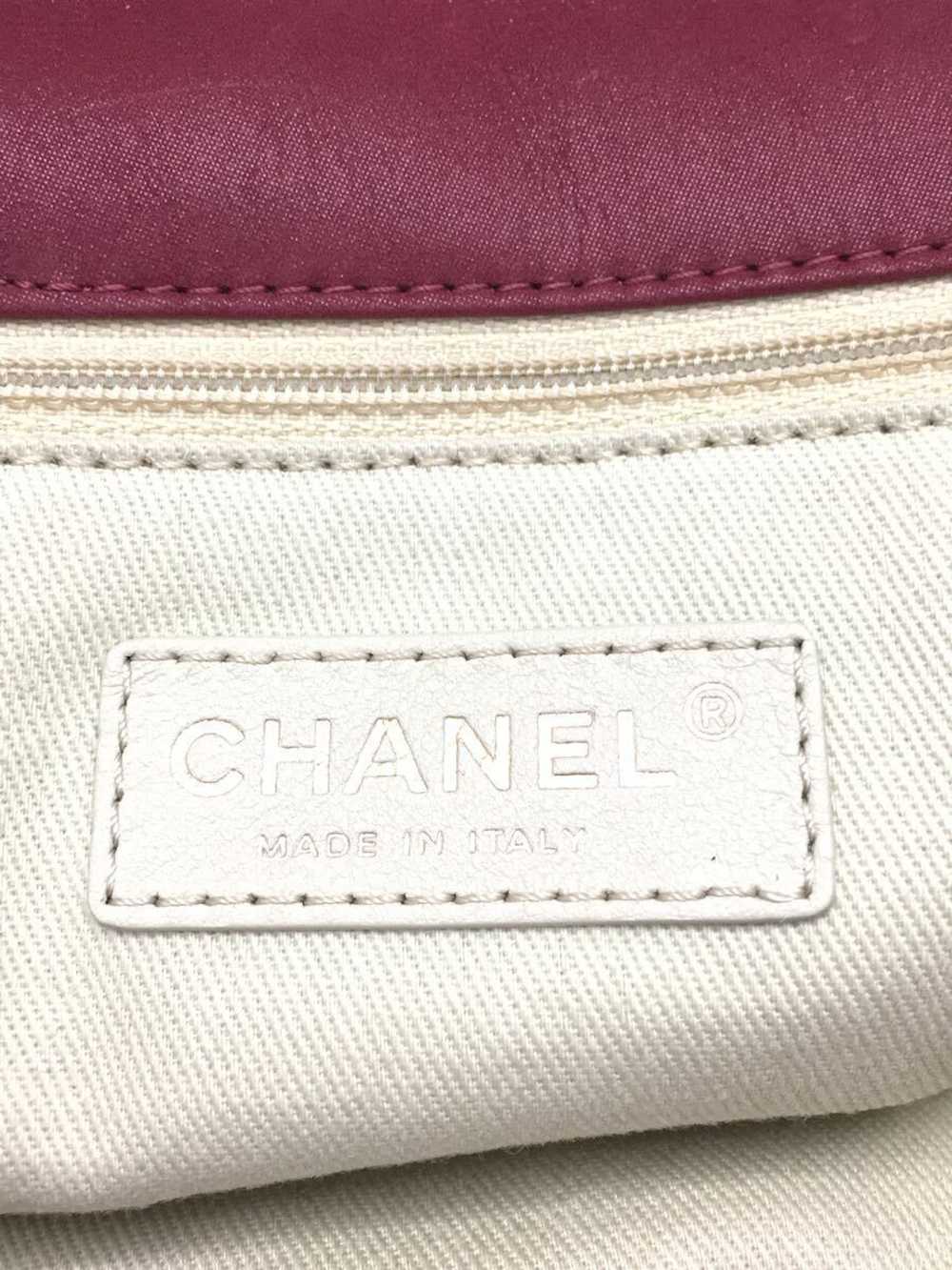 Chanel Chanel Matelasse Leather Chain Shoulder Ba… - image 5