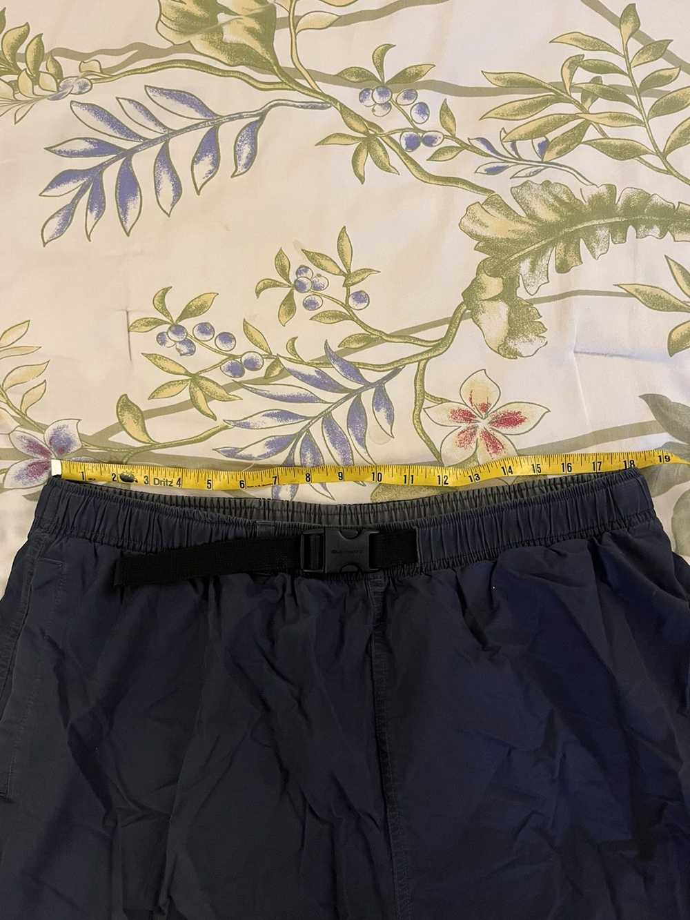 Old Navy × Vintage Y2K Old Navy Cargo Shorts - image 4