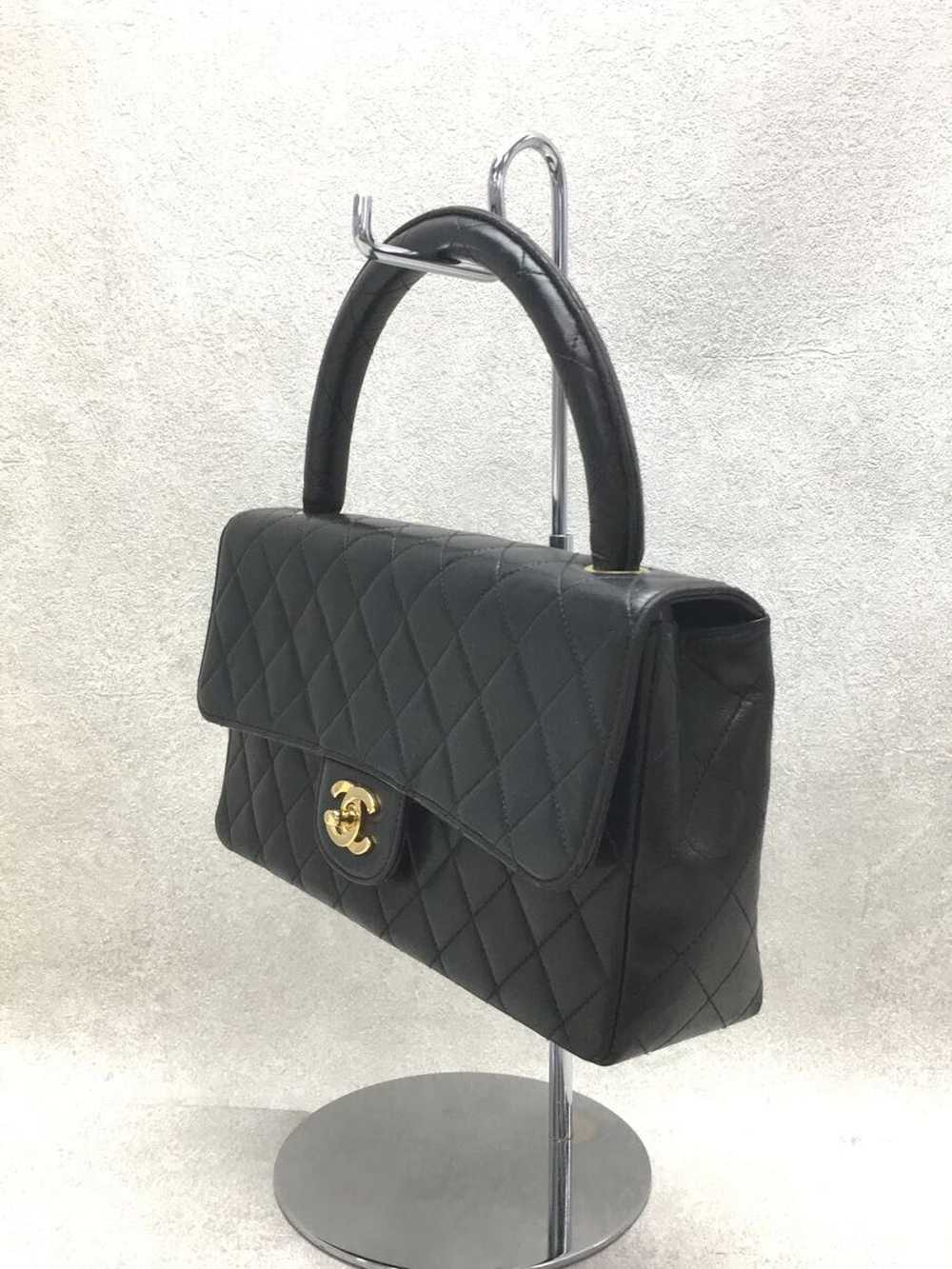 Chanel Chanel Caviar Leather Handbag Black - image 2