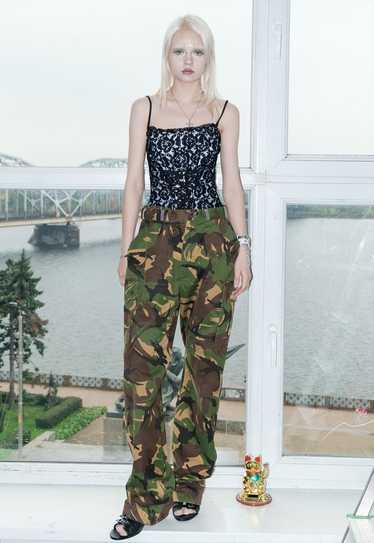 Vintage Y2K spicy camouflage cargo trousers in gre