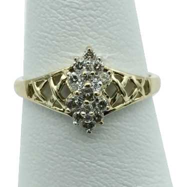 10K .37ctw Diamond Fashion Ring