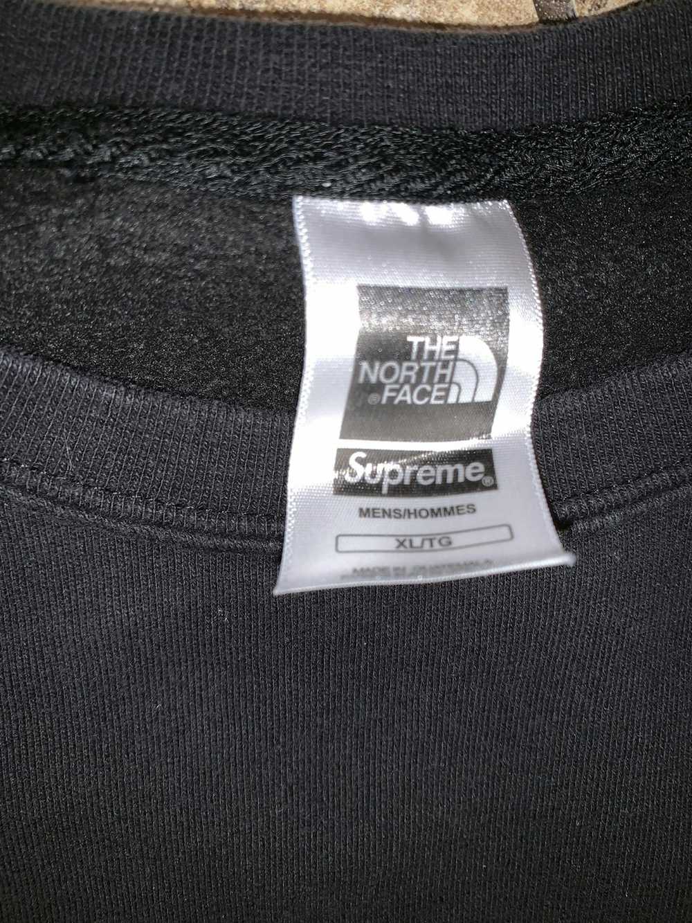 Supreme × The North Face Supreme north face crewn… - image 4