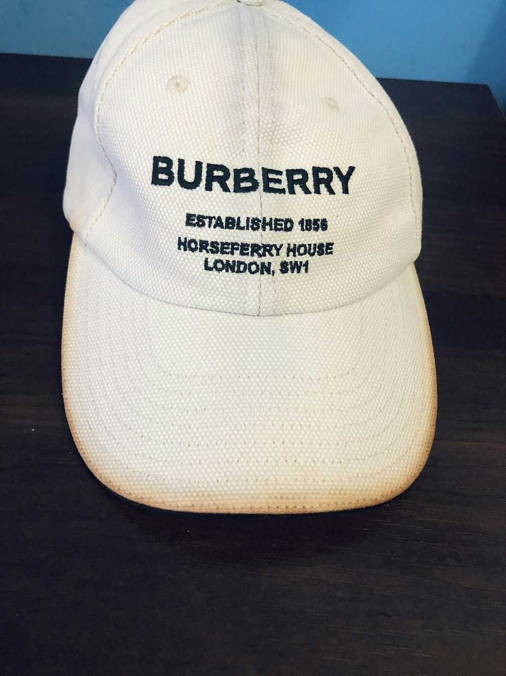 Burberry × Luxury × Streetwear Barberry Cap - image 3