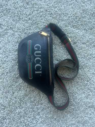 Gucci GUCCI Logo print belt bag