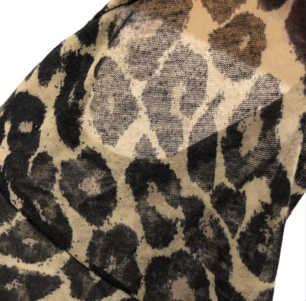 Minkpink MINKPINK Leopard Print Short Sleeve Crop… - image 3
