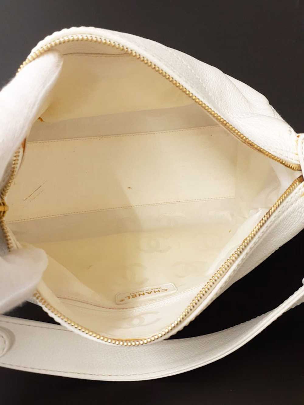 Chanel Chanel Coco Mark Semi-shoulder Bag white - image 3