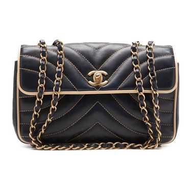 Chanel Chanel V Stitch Turn Single Flap Chain Lamb