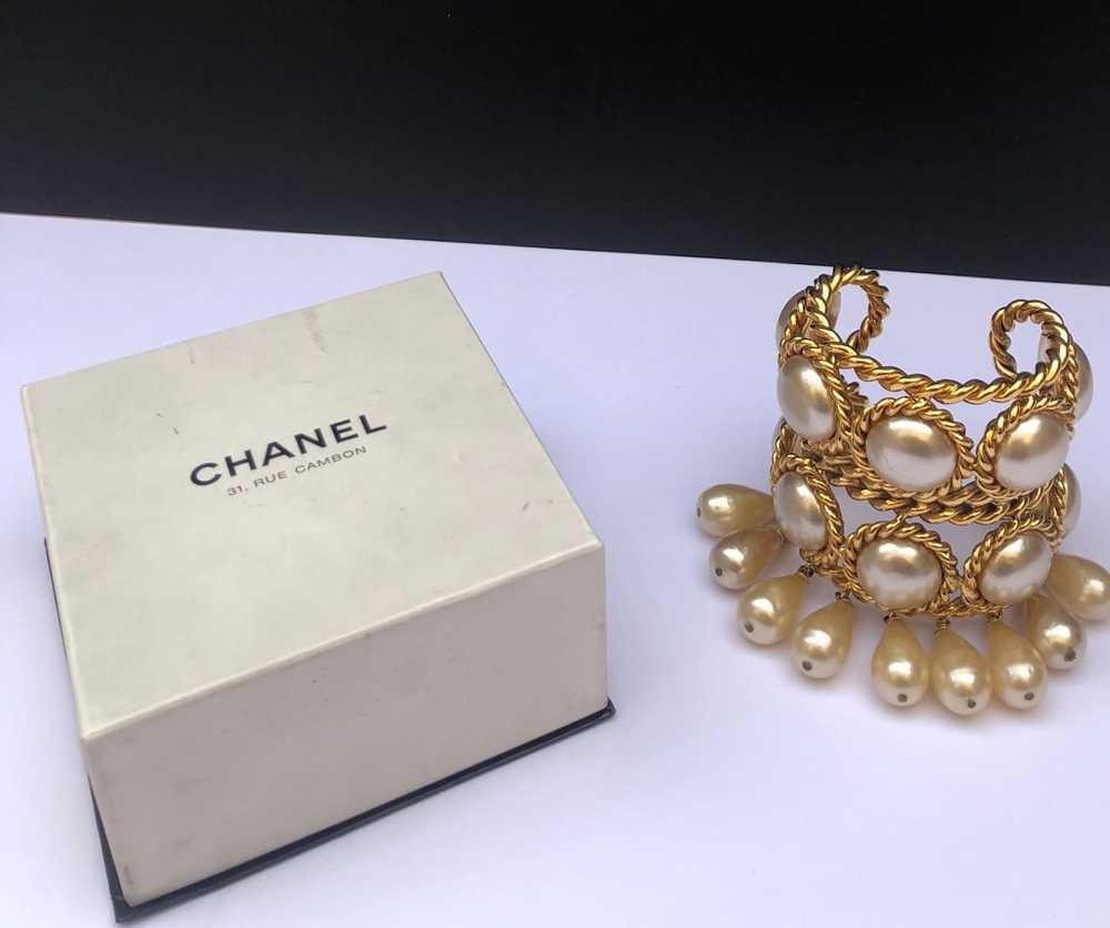 CHANEL Vintage Double Cuff Gold Pearls Bracelet C… - image 6
