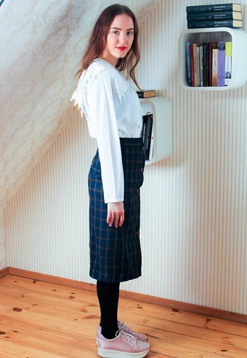 Navy brown checked wool skirt - image 5