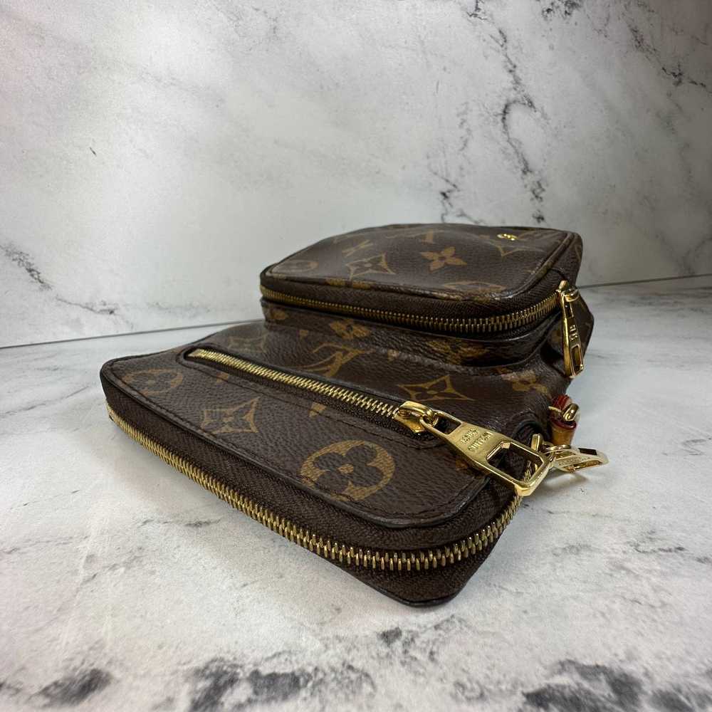 Louis Vuitton Louis Vuitton Utility Phone Sleeve … - image 11